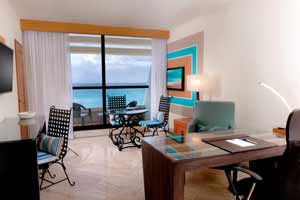 Ocean Front Workation Suites at Oh! Cancun On The Beach 